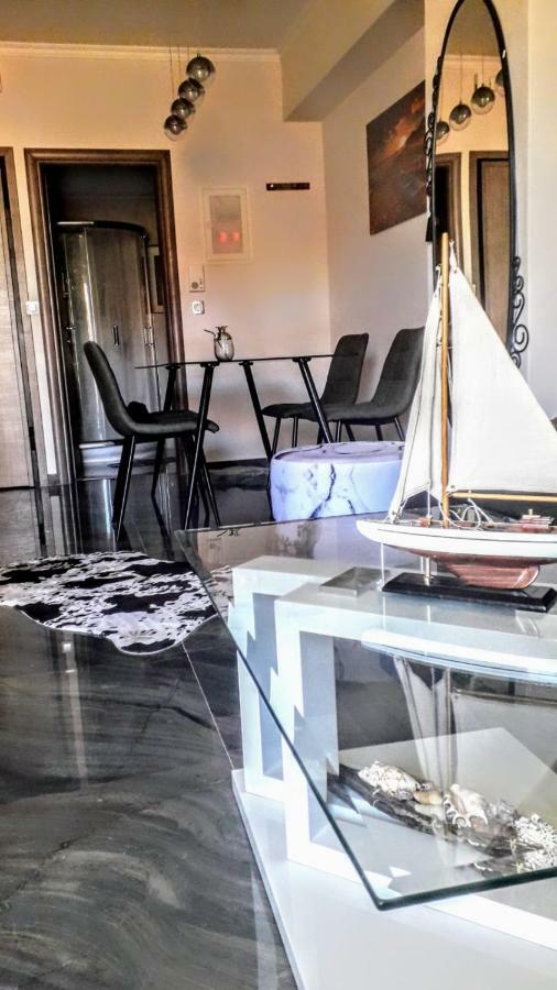 Tony Central Luxury Apartment 1 Chania  Bagian luar foto