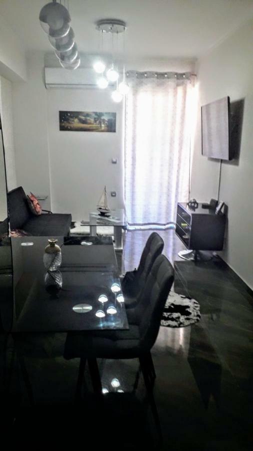 Tony Central Luxury Apartment 1 Chania  Bagian luar foto