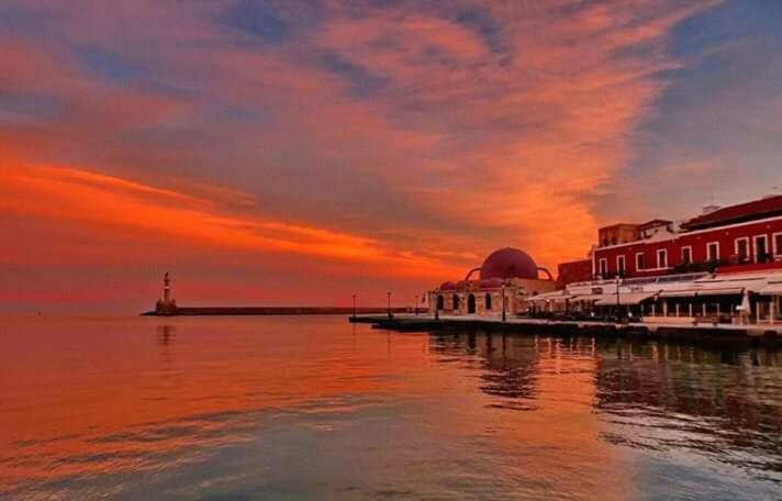 Tony Central Luxury Apartment 1 Chania  Bagian luar foto